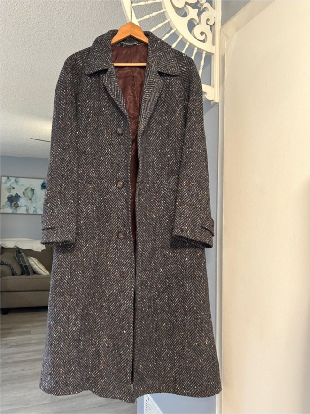 80s Donegal Tweed Men’s Wool Tweed Coat Herringbone Overcoat Made in Ireland